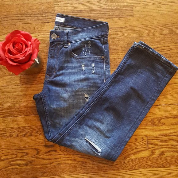 Banana Republic Denim - Banana Republic Boyfriend Distressed Crop Jeans 27